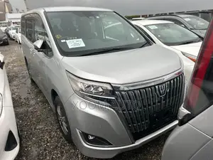 Toyota Esquire XI PKG SILVER COLOR 2020