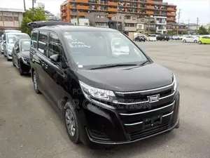 Toyota Noah X Non Hybrid Purple 2021