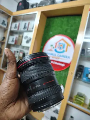 Canon EF 17-40mm f/1.4L USM Full fresh condition