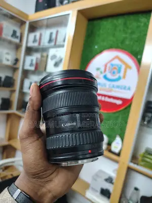 Canon EF 17-40mm f/1.4L USM Full fresh condition