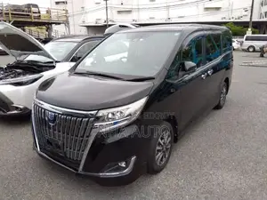 Toyota Esquire GI HYBRID 2021