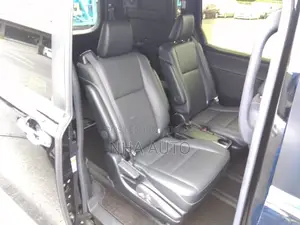 Toyota Esquire GI HYBRID 2021