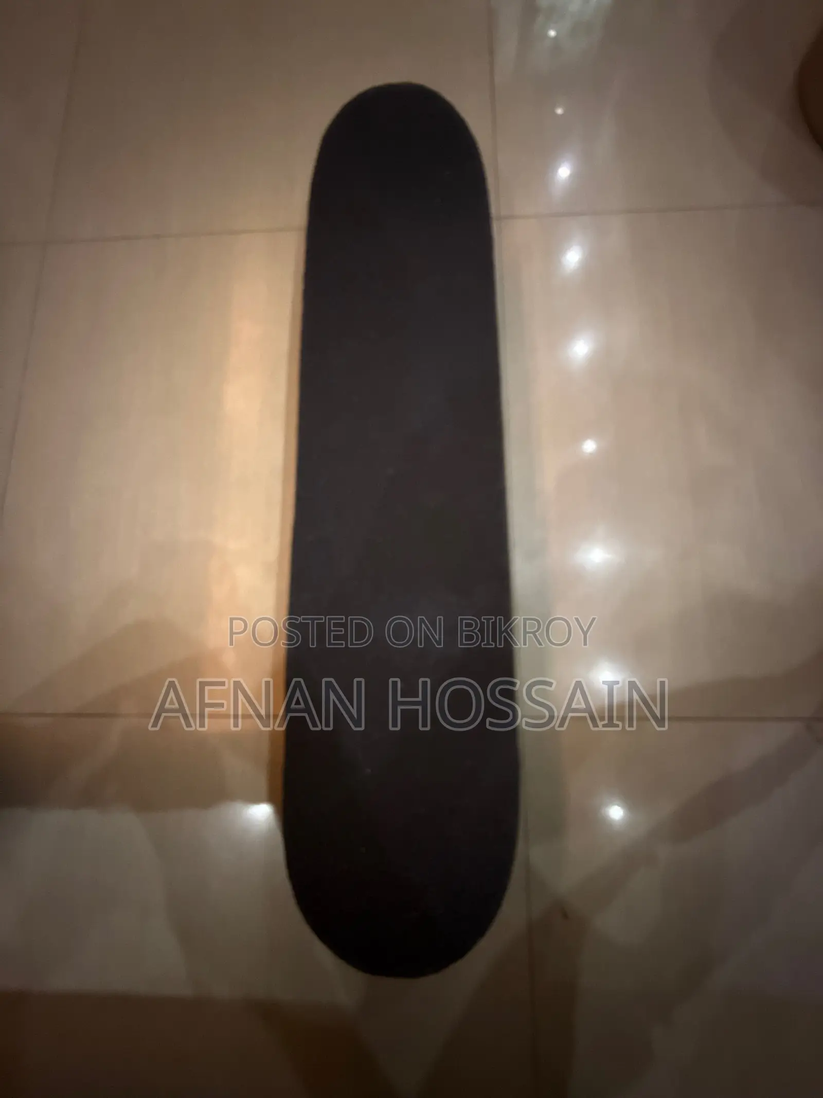 স্কেটবোর্ড বিক্রি হবে