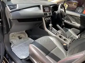 Mitsubishi X-Pander 7Seater Suv 1500Cc 2021
