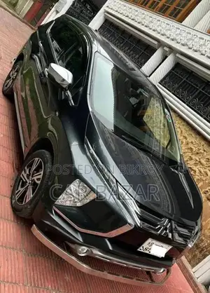 Mitsubishi X-Pander 7Seater Suv 1500Cc 2021