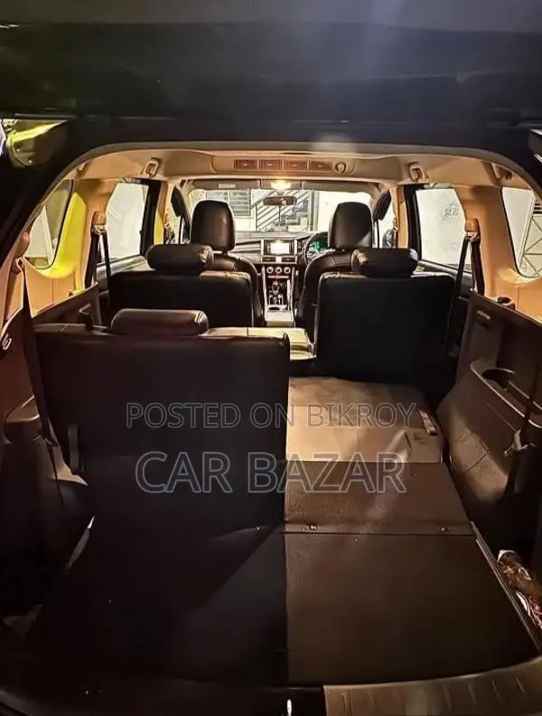 Mitsubishi X-Pander 7Seater Suv 1500Cc 2021