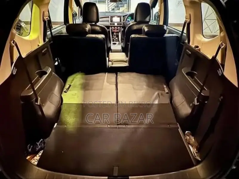 Mitsubishi X-Pander 7Seater Suv 1500Cc 2021