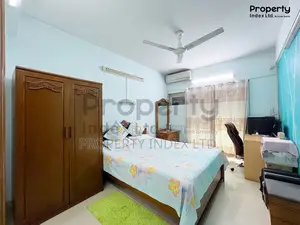 1700 Sqft South Facing Flat for Sale | 3 Bed Sector 4 Parking