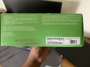 Xbox controller with battery