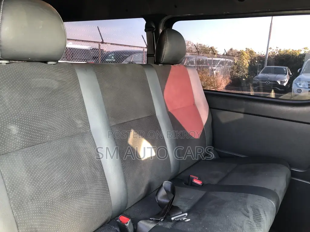 Toyota Hiace Super GL Dark Prime2 2022