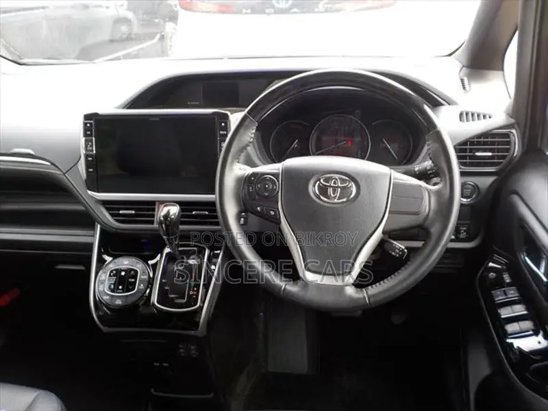 Toyota Esquire GI NON HYB 2021