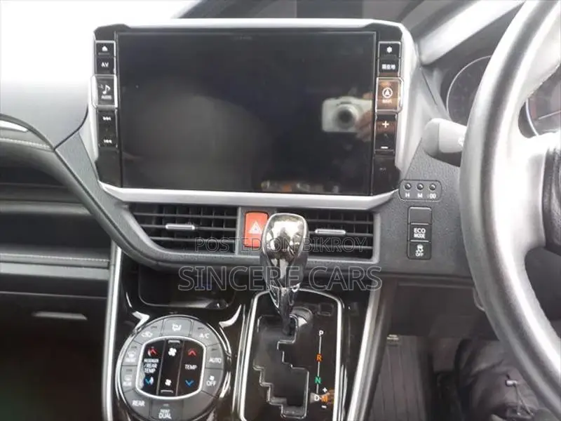 Toyota Esquire GI NON HYB 2021