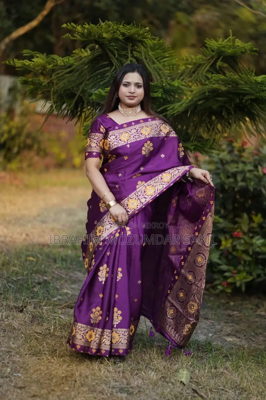 জাপানি সিল্ক শাড়ি এবং ব্লাউজ পিস ফ্রী