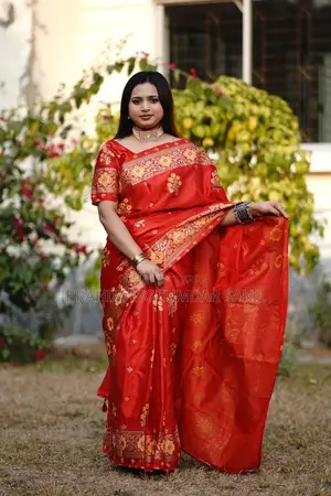 জাপানি সিল্ক শাড়ি এবং ব্লাউজ পিস ফ্রী