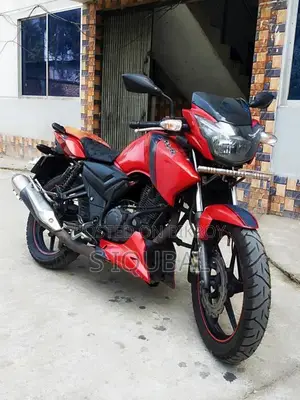 TVS Apache RTR . 2017