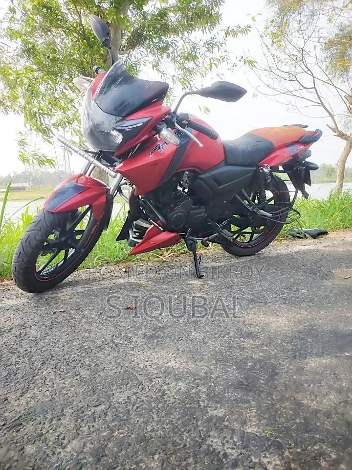 TVS Apache RTR . 2017
