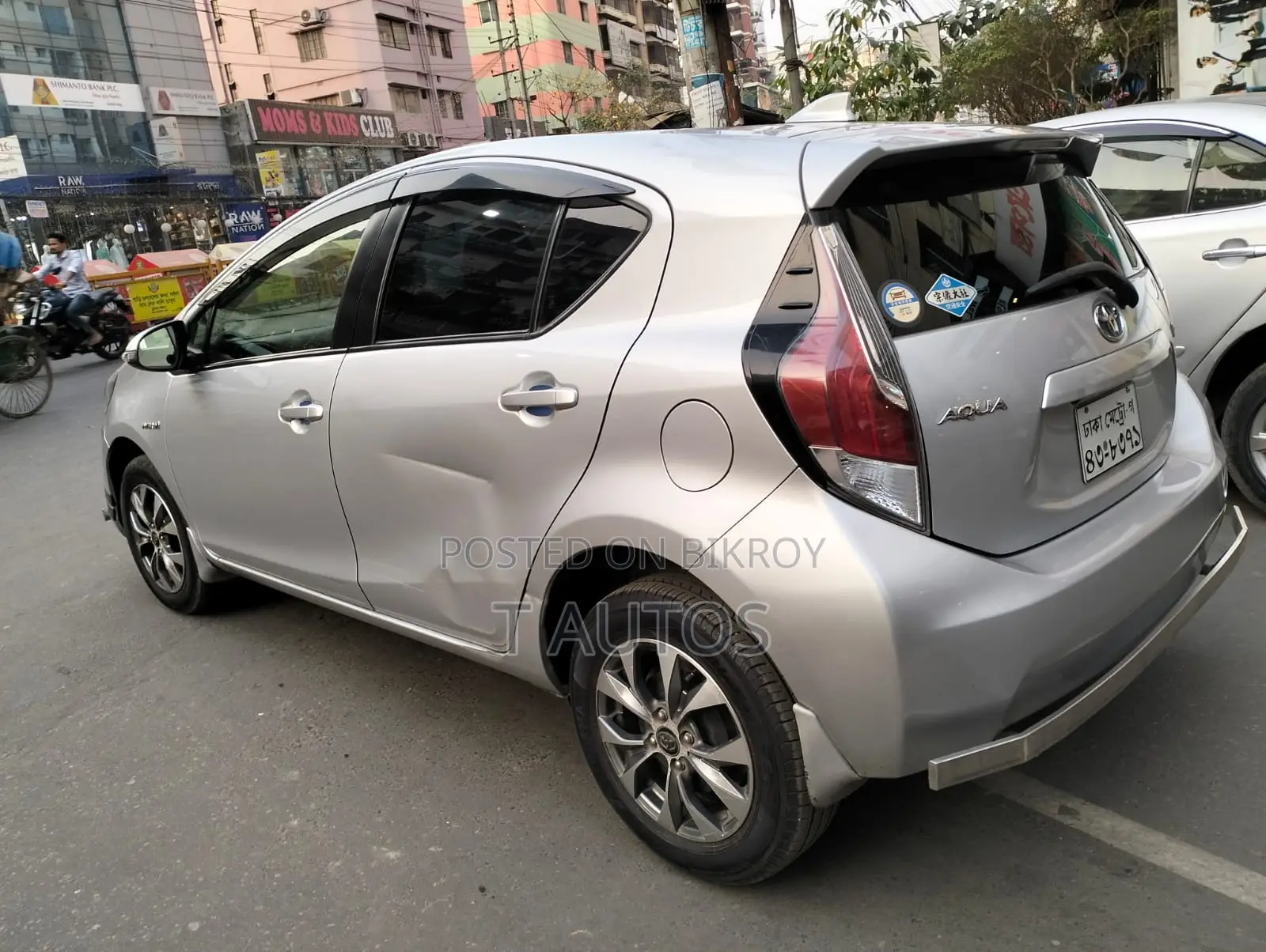 Toyota Aqua new shape 2015