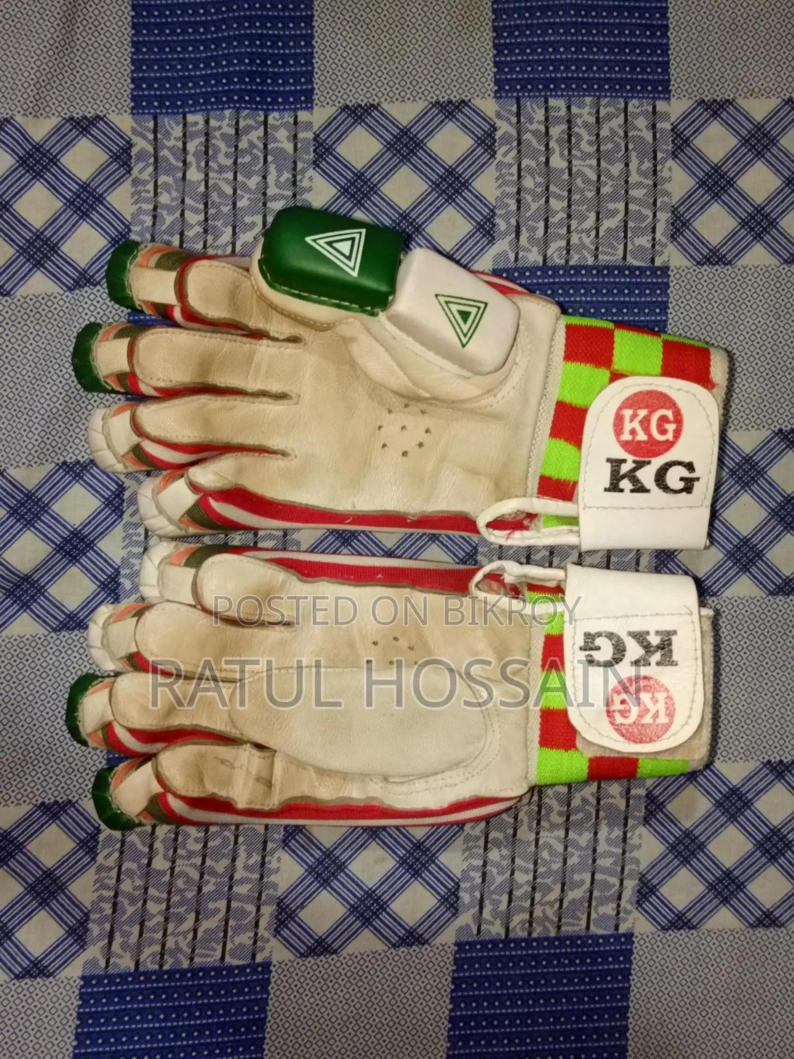 Kg Cricket Gloves