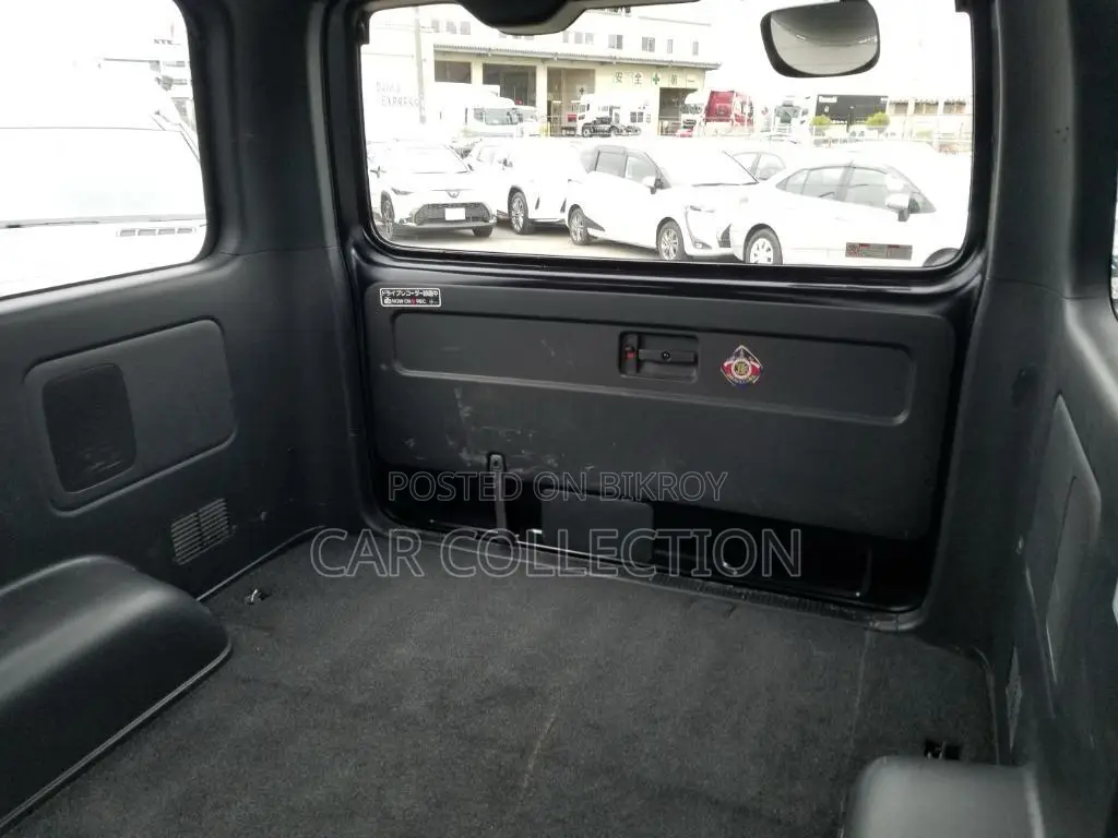 Toyota Hiace Super GL 2021