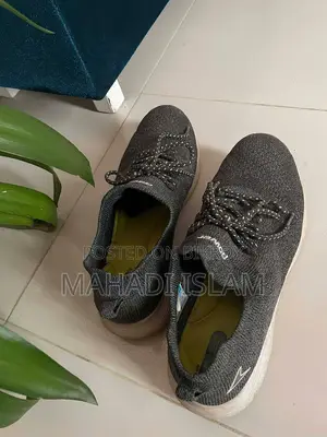 Power Sneakers