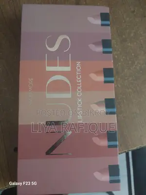 MAX & MORE NUDES লিপস্টিক কালেকশন