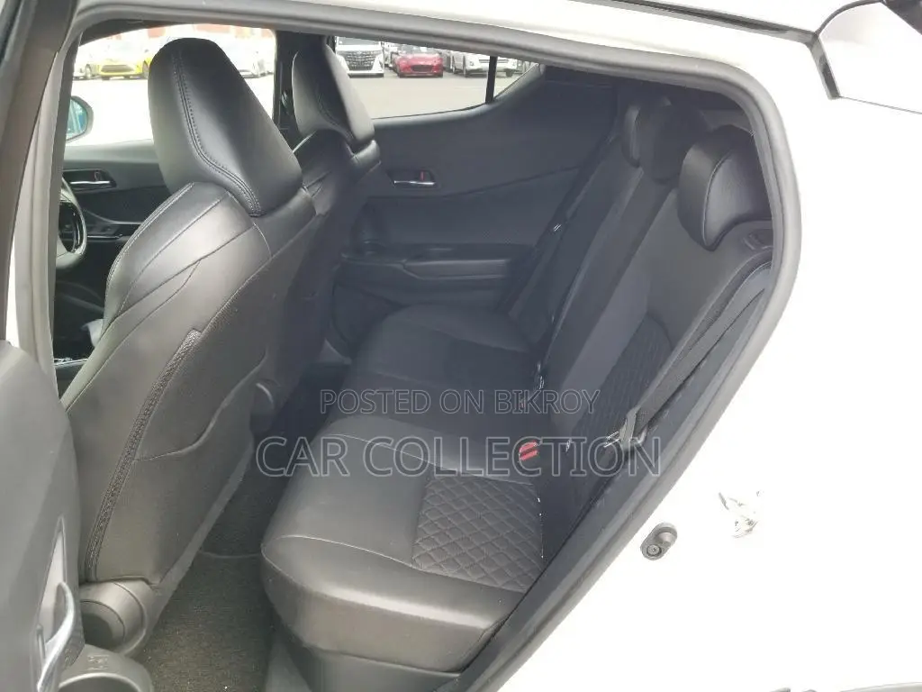 Toyota C-HR G LED 2020
