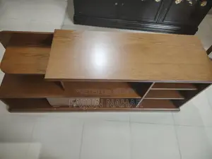 হাতিল টিভি ক্যাবিনেট