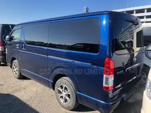 Toyota Hiace Super GL (2DP,LED) 2020