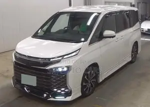 Toyota Voxy Hybrid SZ Pearl New 2022