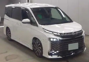 Toyota Voxy Hybrid SZ Pearl New 2022