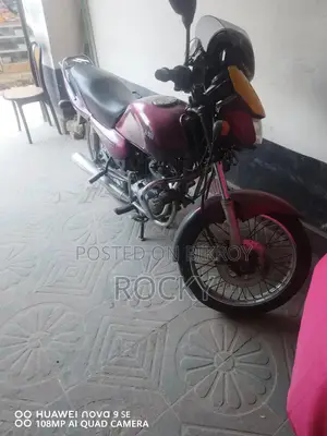 Bajaj Caliber . 2002