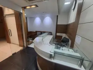 Fully Furnished Office 1600.sqft Commarcial Building 3rd Floor