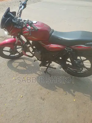 Bajaj Discover 100 . 2011