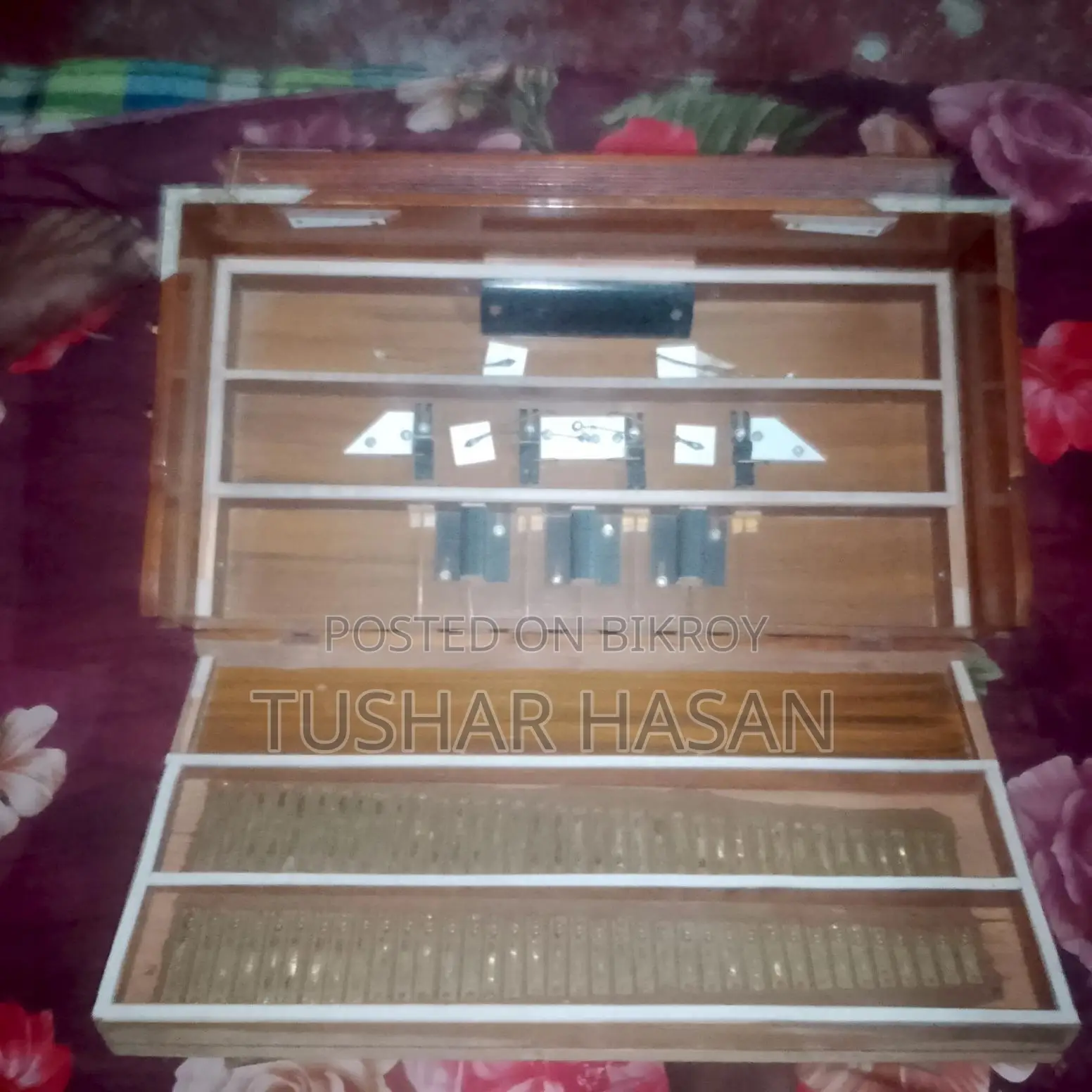 Harmonium Sell