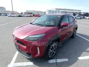 Toyota Yaris Cross Z রেড ৪ পয়েন্ট ২০২১