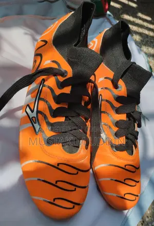 Polaris boots for sale in full fresh condition