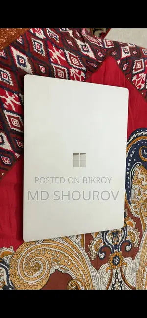 Microsoft Surface Laptop 2 জরুরি ভিত্তিতে বিক্রি হবে, ফুল ফ্রেশ কন্ডিশন