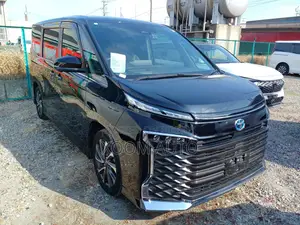 Toyota Voxy S-Z HB BLACK COLOR 2023