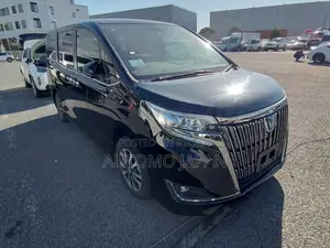 Toyota Esquire GI Premium 2021