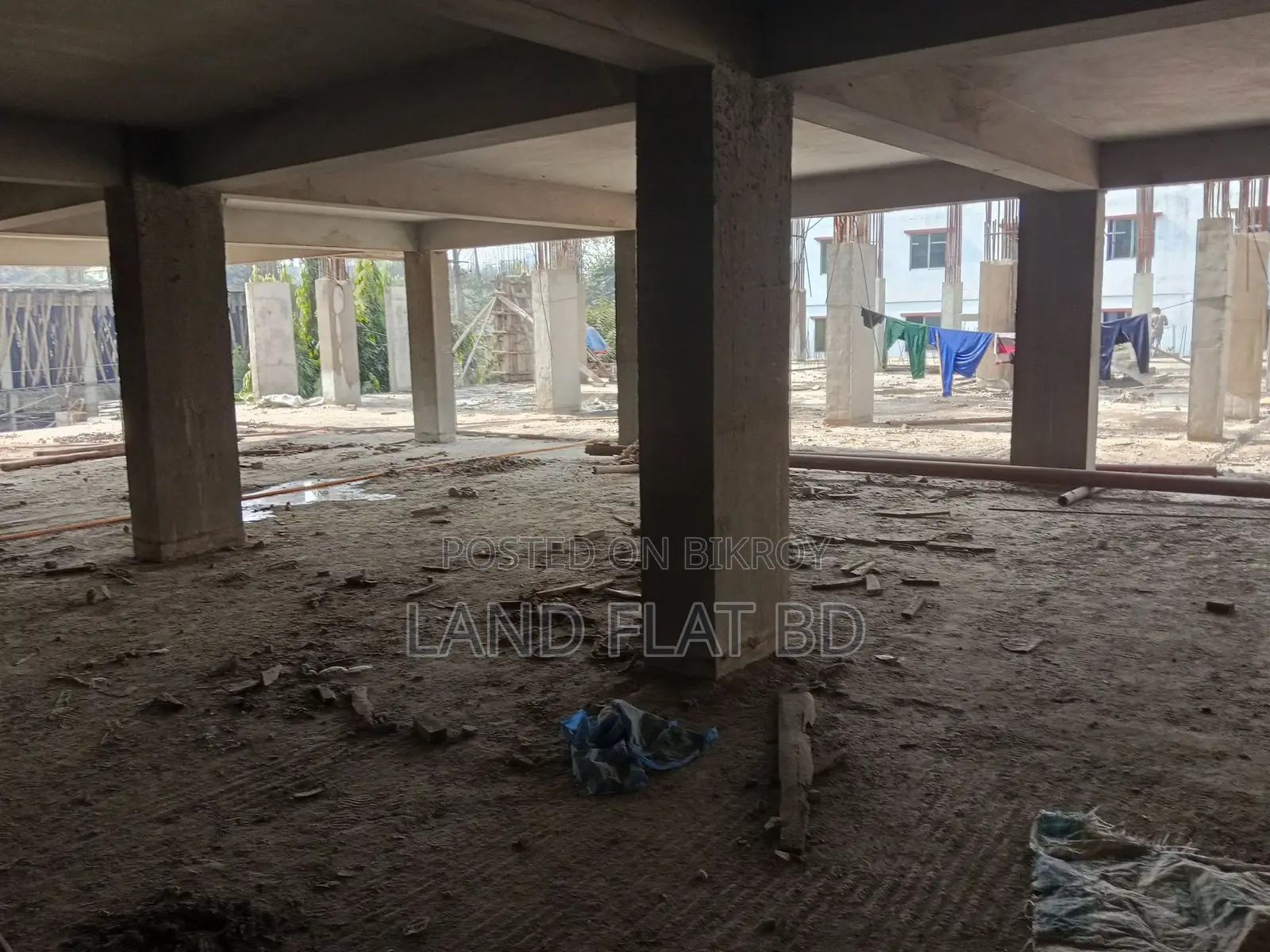 SOUTH FACING FLAT for SALE 1300 SFT ROAD SIDE