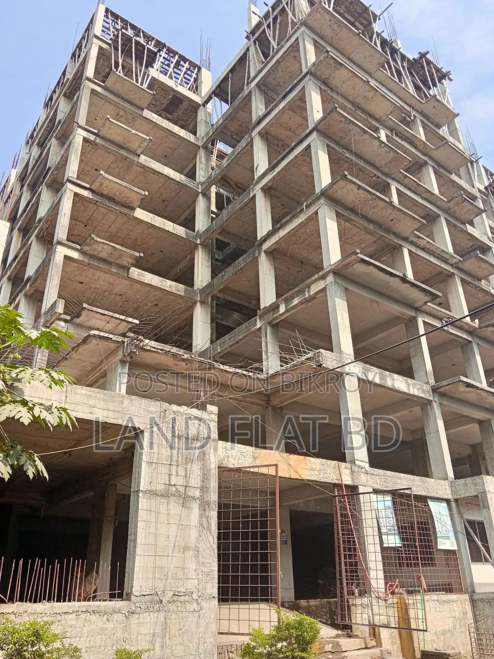 SOUTH FACING FLAT for SALE 1300 SFT ROAD SIDE