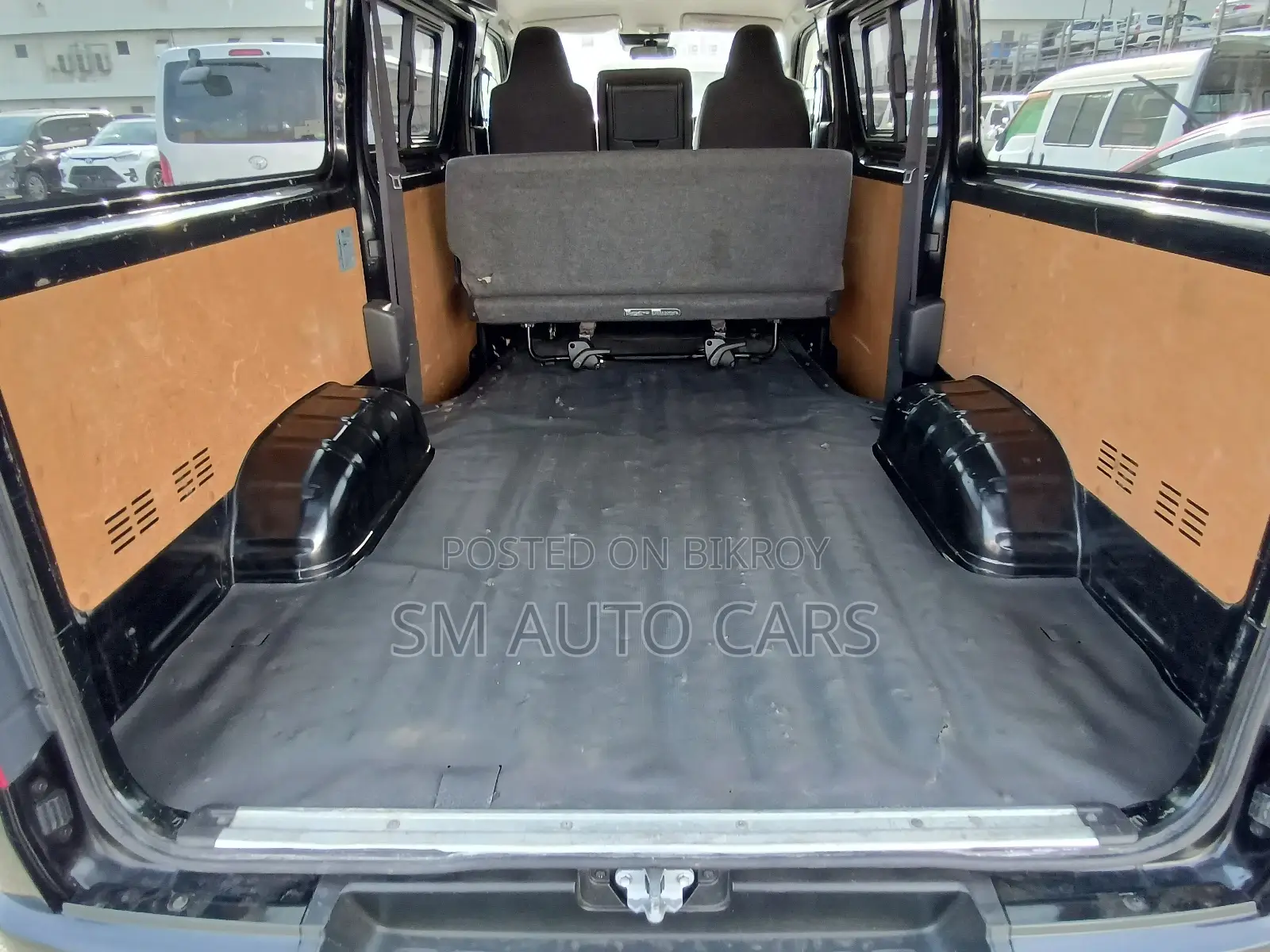 Toyota Hiace GL Black Single AC 2020