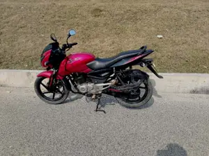 Bajaj Pulsar 150 2015