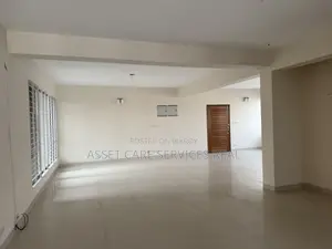 গুলশান-১ লেকসাইডের কাছে চমৎকার অ্যাপার্টমেন্ট ভাড়া