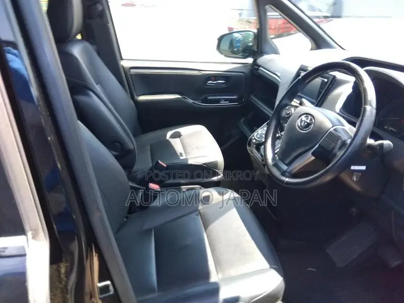 Toyota Esquire GI 2020
