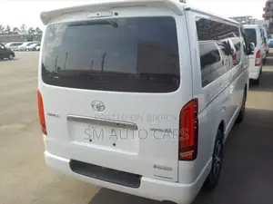 টয়োটা হাইস সুপার জিএল ডার্ক প্রাইম২ ২০২০