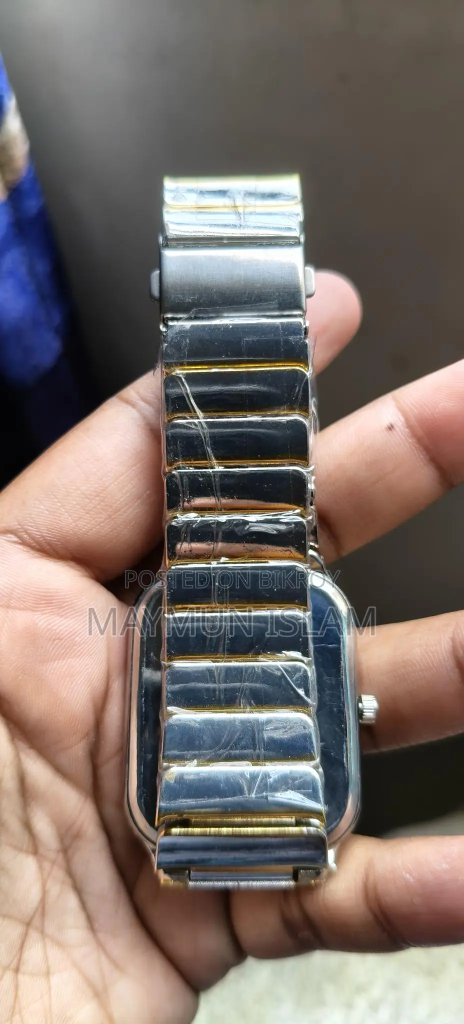 Square shape watch