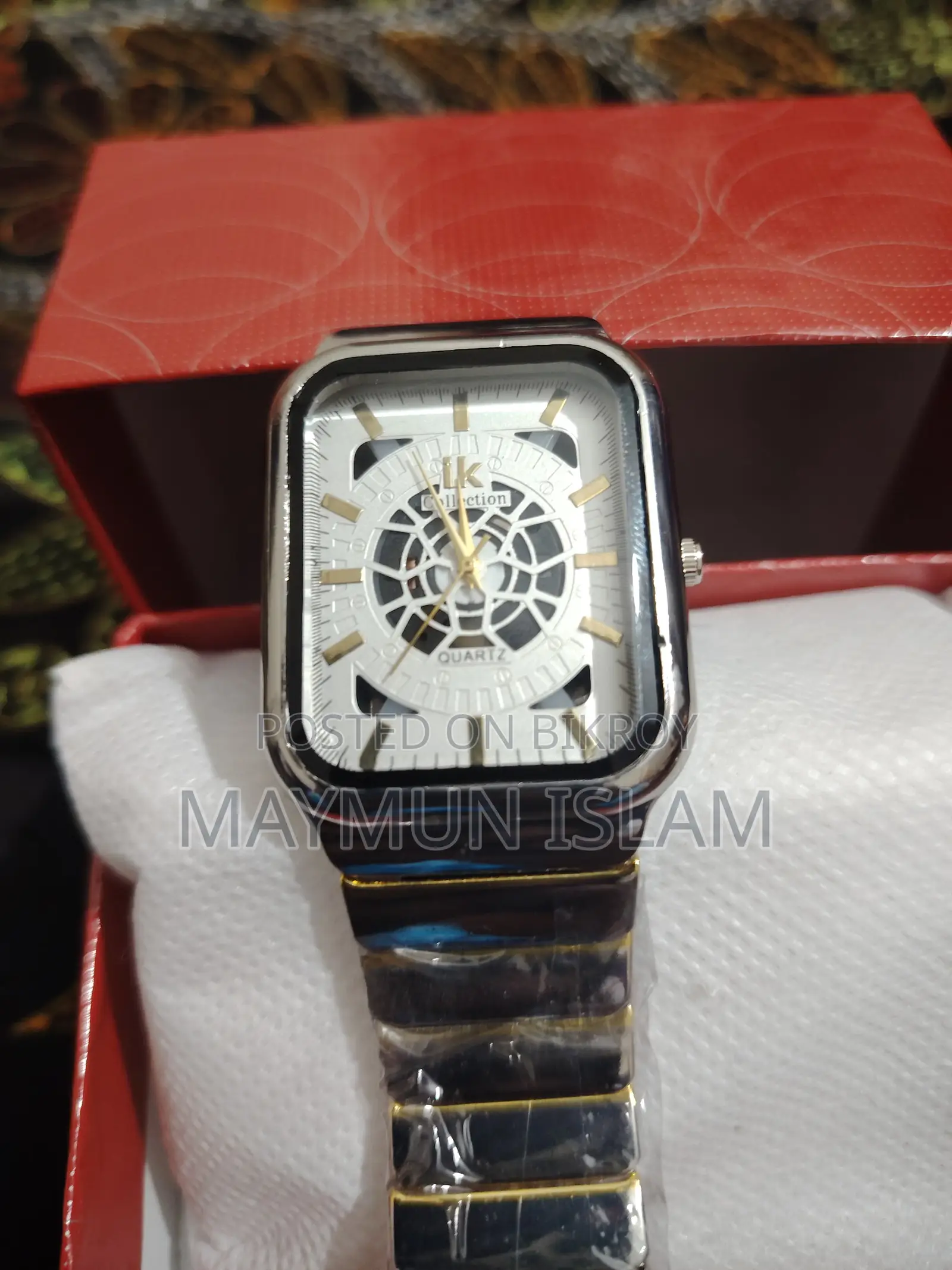 Square shape watch