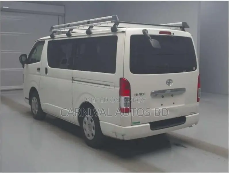 Toyota Hiace GL PACKAGE DUAL A/C 2021