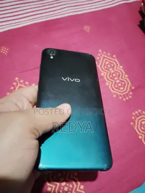 Vivo Y1s 2/32 GB (Used)
